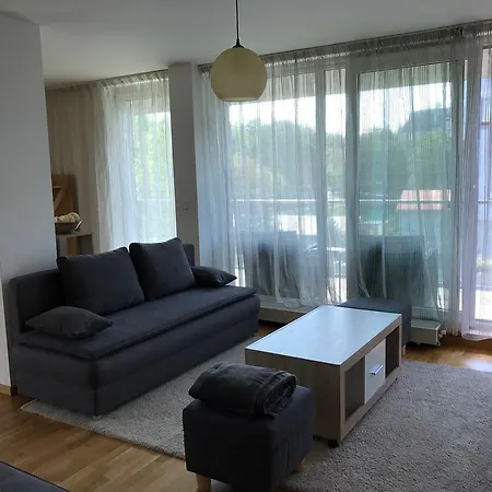 Modern Riegrovy Sady Rezidence *