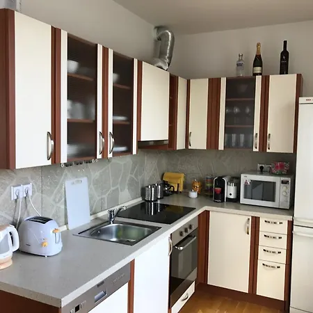 Modern Riegrovy Sady Rezidence Prag